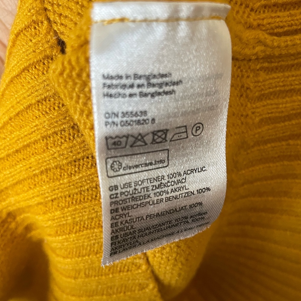 H&M sweater - Picture 4 of 4